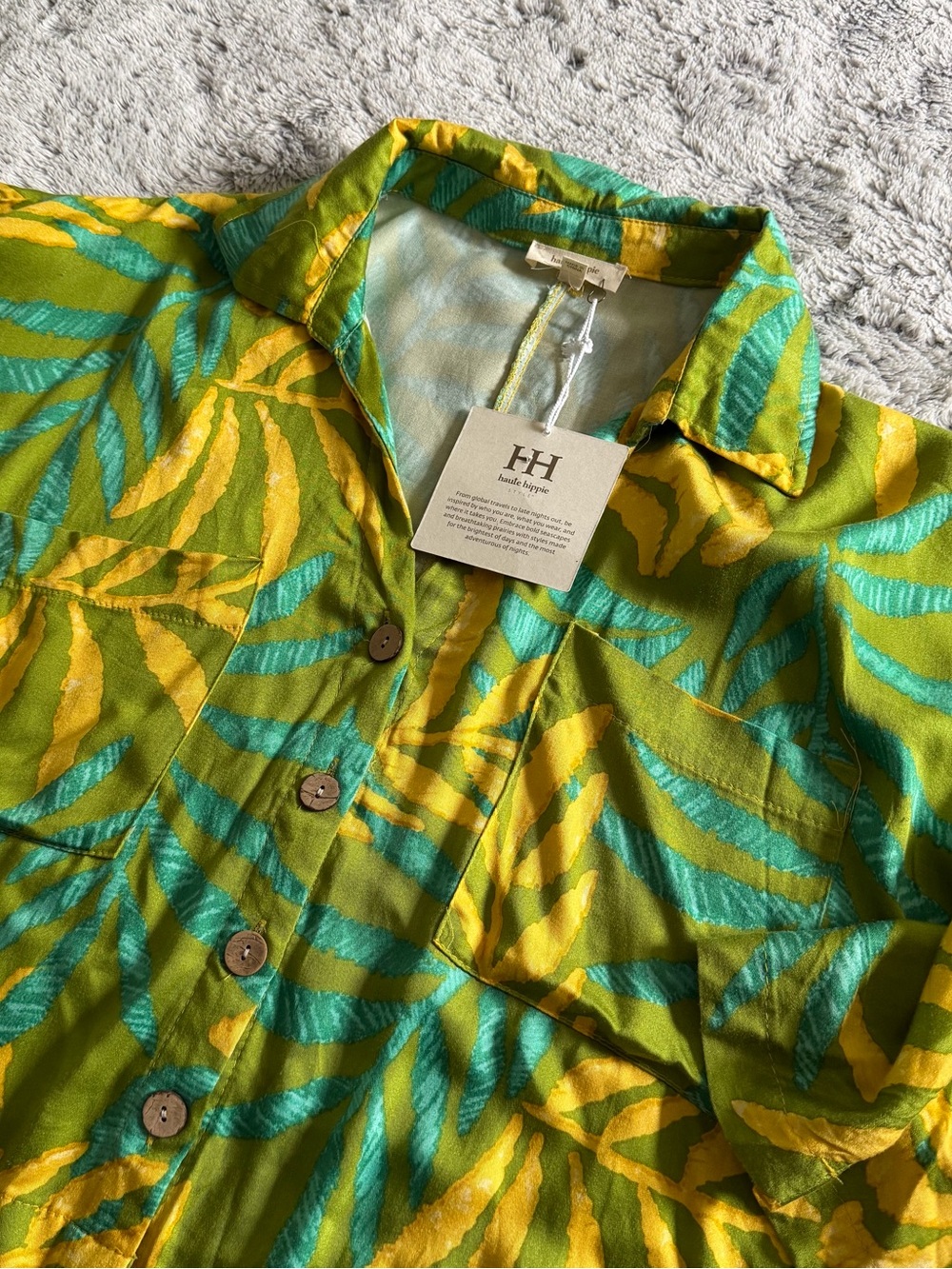 Haute Hippie Banana Palm Leaf Cropped Button
Down Shirt Size Large Beach‎ Summer